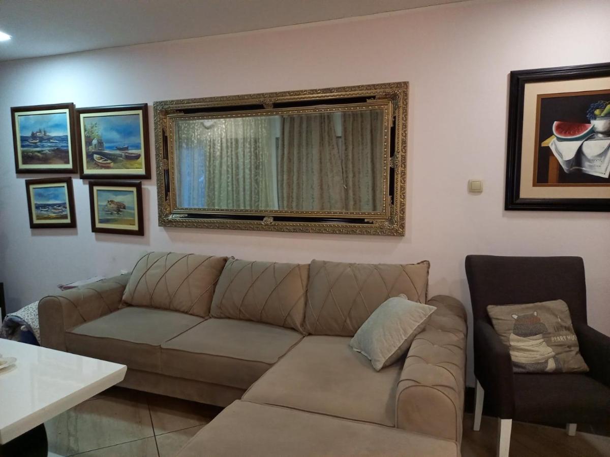 Guest House Maja Novi Sad Eksteriør billede