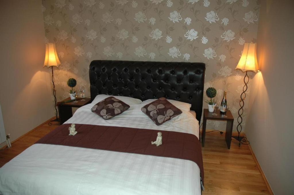 Guest House Maja Novi Sad Eksteriør billede