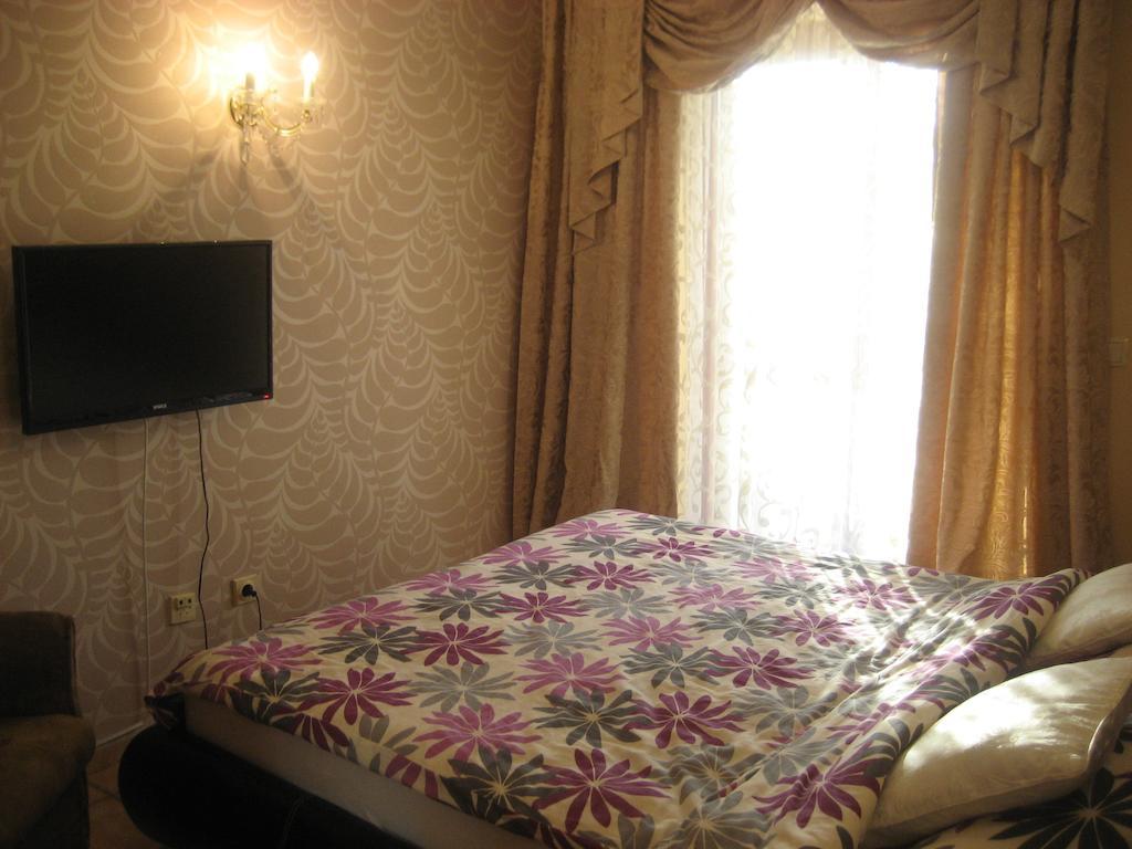 Guest House Maja Novi Sad Eksteriør billede